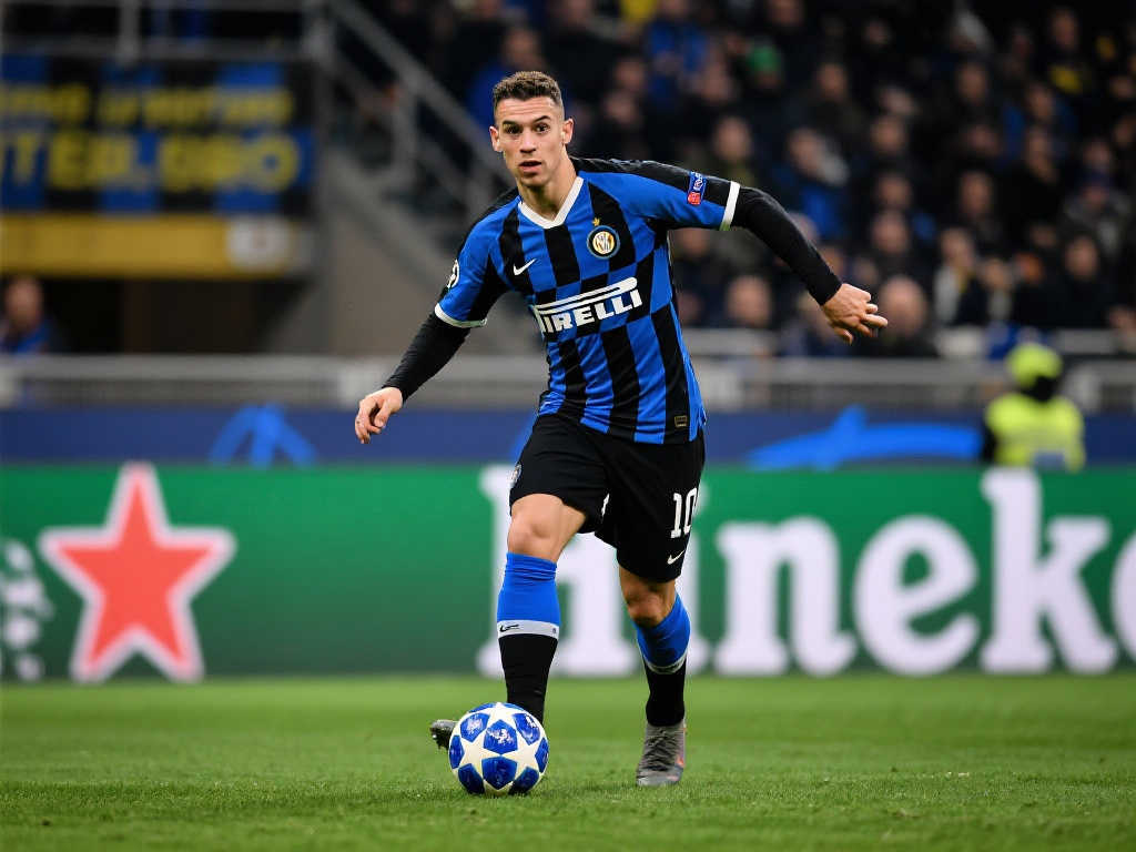 前锋张明 前锋张明