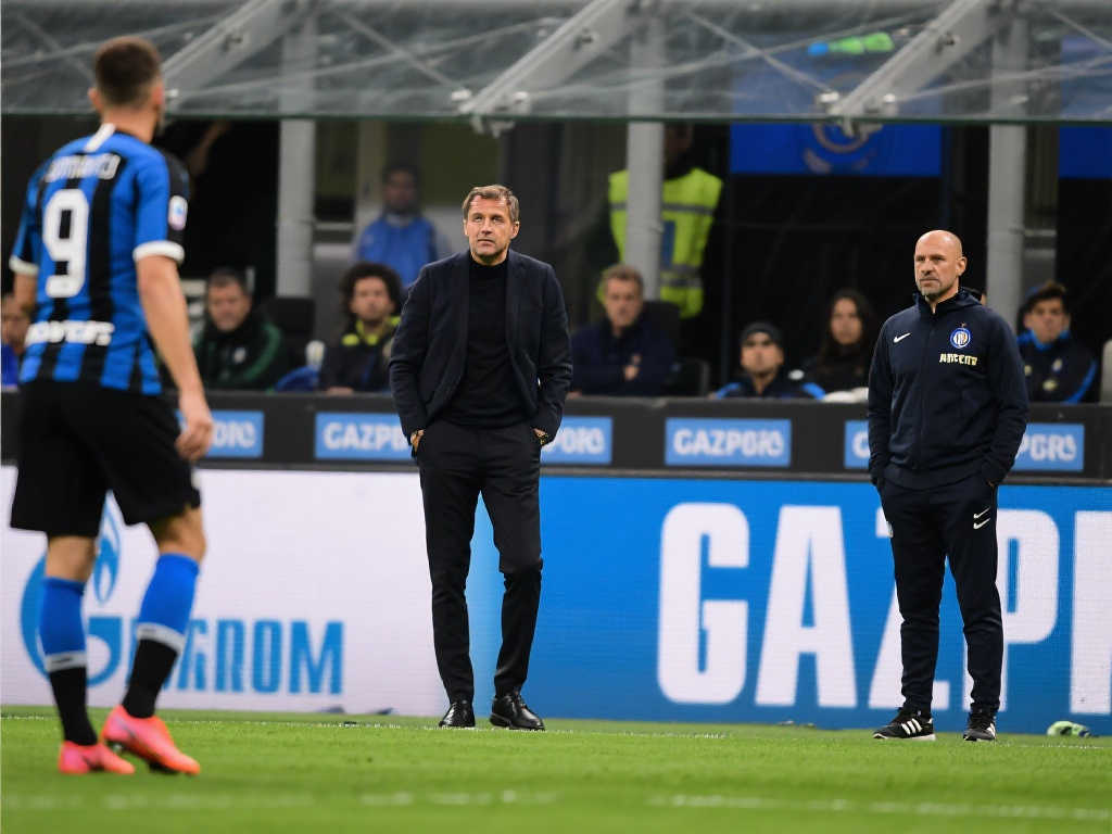 场上场下都 场上场下都